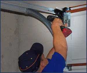 Neighborhood Garage Door Gary, IN 219-221-4035 - zip